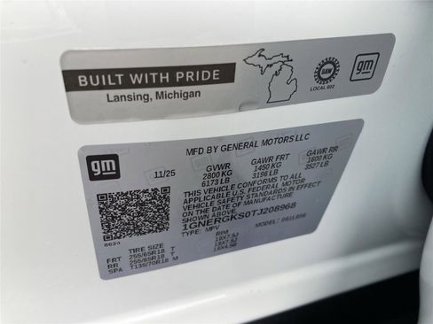 Used 2026 Chevrolet Traverse LT w/ Driver Confidence Package image 25