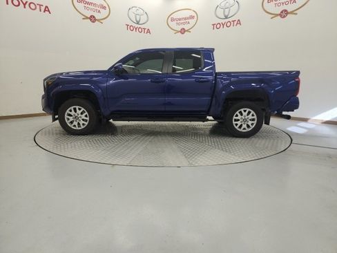 Certified 2024 Toyota Tacoma SR5 image 5
