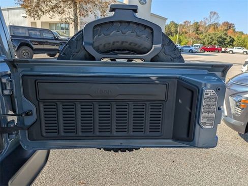 New 2026 Jeep Wrangler Unlimited Rubicon image 31