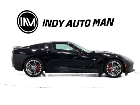 Used 2016 Chevrolet Corvette Stingray Coupe w/ Battery Protection Package RWD image 3