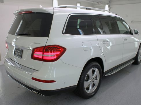 Used 2018 Mercedes-Benz GLS 450 4MATIC image 10