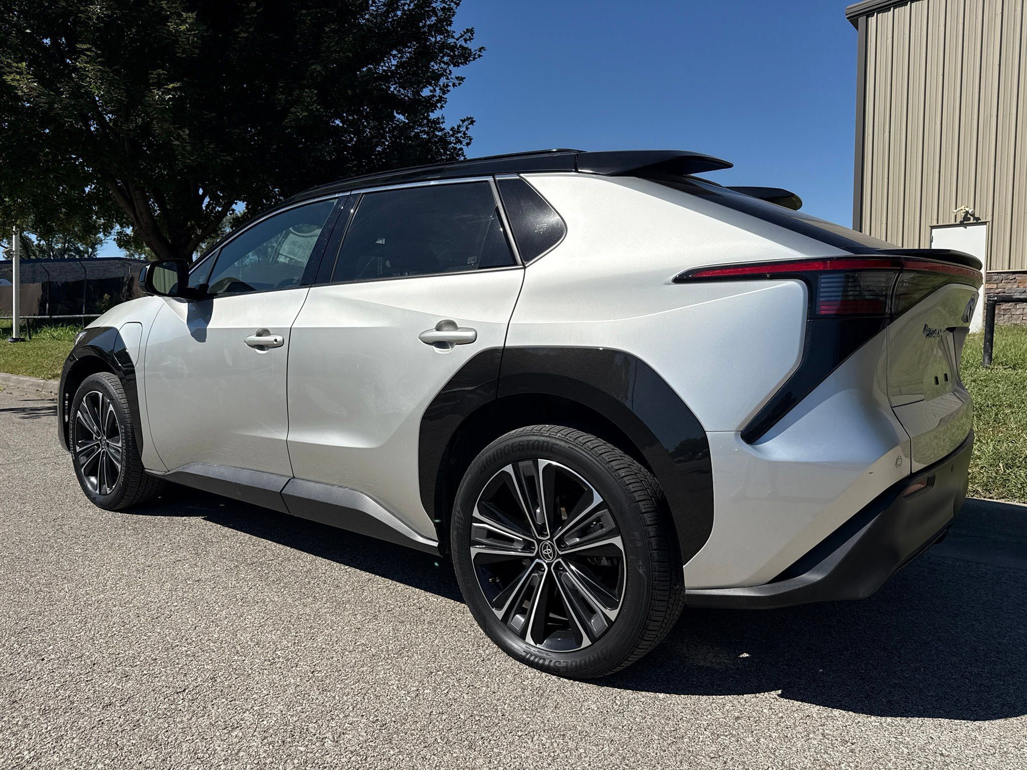 Used 2023 Toyota bZ4X AWD w/ Weather Package image 7