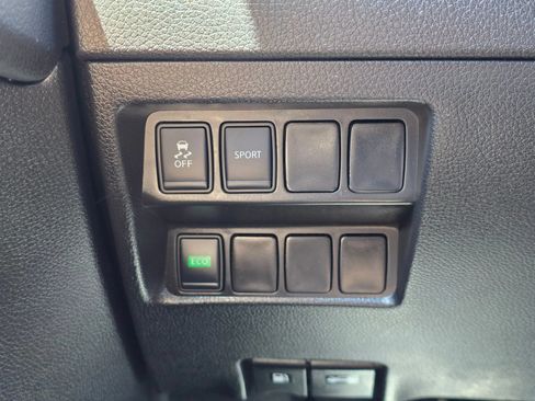 Used 2016 Nissan Rogue S FWD image 26