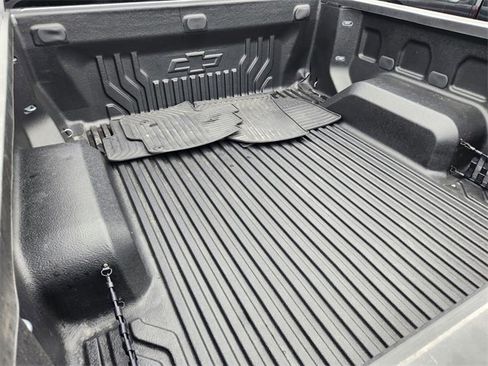 Used 2024 Chevrolet Silverado 1500 LT image 8