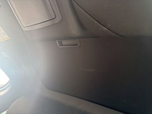 Used 2015 Ford Taurus SEL w/ Equipment Group 201A image 19