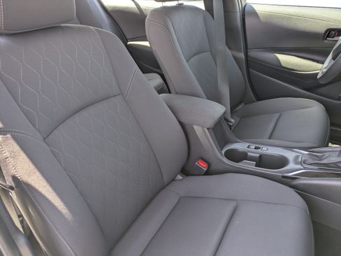 Used 2024 Toyota Corolla LE FWD image 10