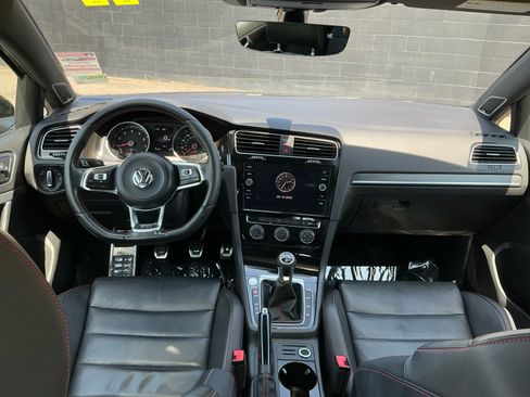 Used 2019 Volkswagen GTI SE w/ SE Experience Package FWD image 17