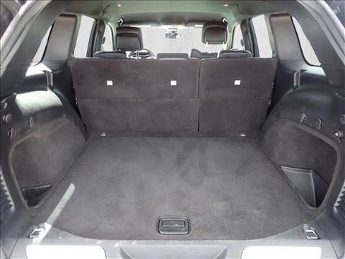 Used 2019 Jeep Grand Cherokee Limited w/ Trailer Tow Group IV AWD/4WD image 7