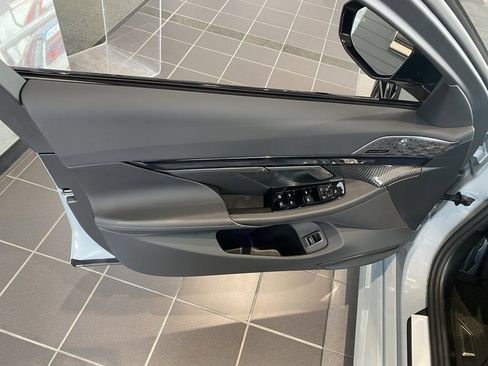 New 2026 BMW M5 w/ Executive Package image 17