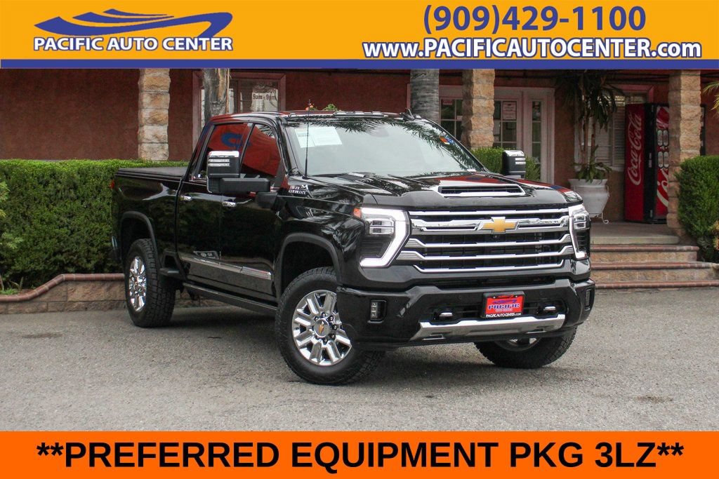 Used 2024 Chevrolet Silverado 2500 High Country AWD/4WD image 1