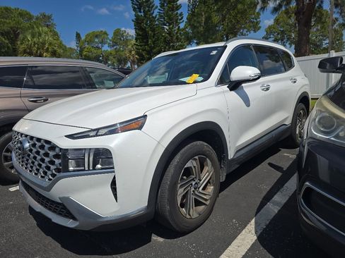 Used 2022 Hyundai Santa Fe SEL w/ Convenience Package FWD image 7