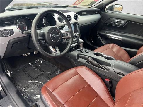 Used 2016 Ford Mustang GT Premium w/ Equipment Group 401A image 11