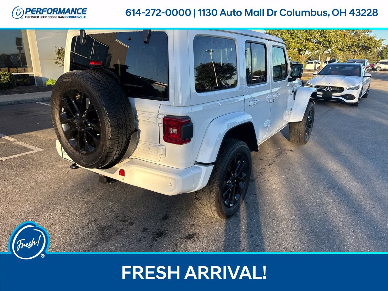 Used 2021 Jeep Wrangler Unlimited Sahara AWD/4WD image 4