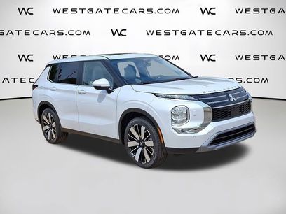 New 2025 Mitsubishi Outlander SE