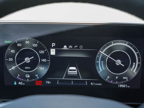 Used 2024 Kia Niro Wave FWD image 24