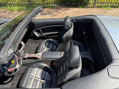 Used 2013 Ferrari California image 22