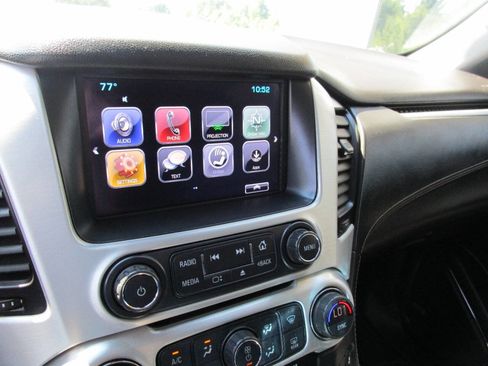 Used 2018 GMC Yukon SLT image 12