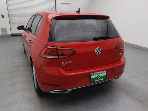 Used 2018 Volkswagen Golf SE image 6