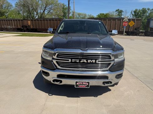 Used 2020 RAM 1500 Laramie AWD/4WD image 2