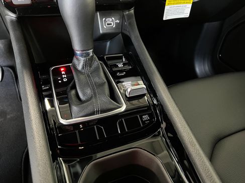 New 2026 Jeep Compass Limited AWD/4WD image 17