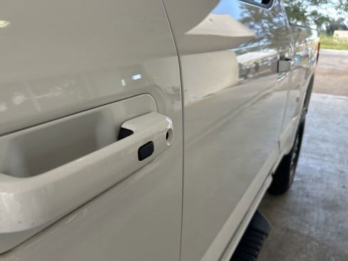 Used 2022 Ford F250 Lariat w/ Lariat Ultimate Package image 15