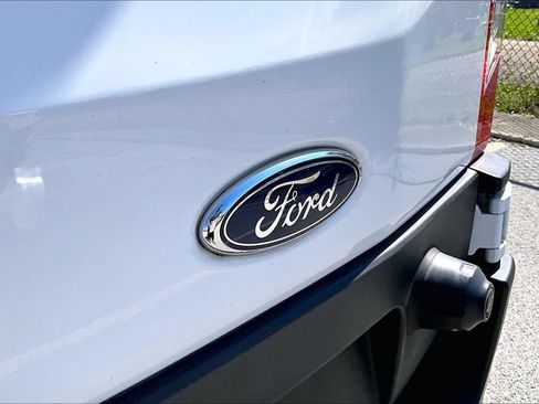 Certified 2024 Ford Transit 350 XLT RWD image 31