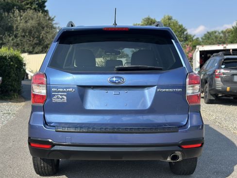 Used 2015 Subaru Forester 2.5i Limited AWD/4WD image 4