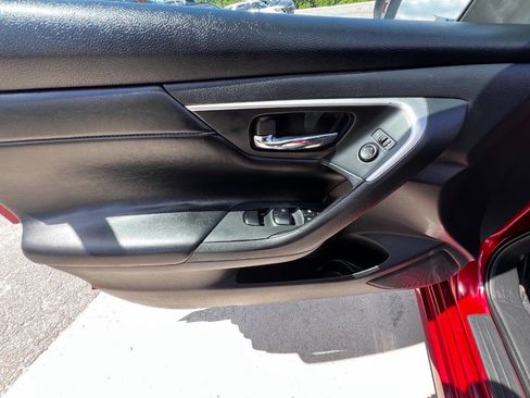 Used 2018 Nissan Altima 2.5 SR w/ SR Special Edition FWD image 17