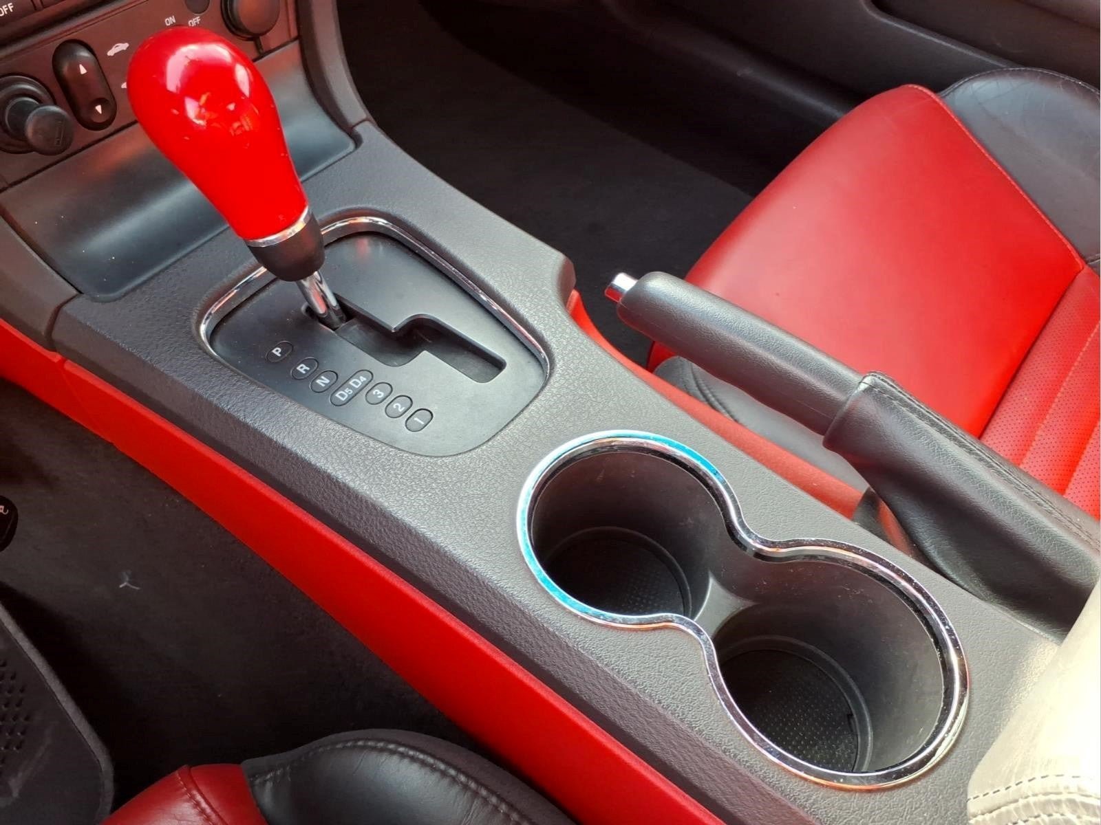Used 2002 Ford Thunderbird RWD image 19