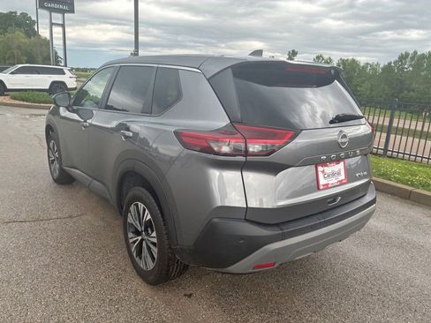 Used 2023 Nissan Rogue SV AWD/4WD image 12