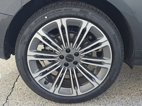 New 2026 Land Rover Range Rover Sport Dynamic SE image 6