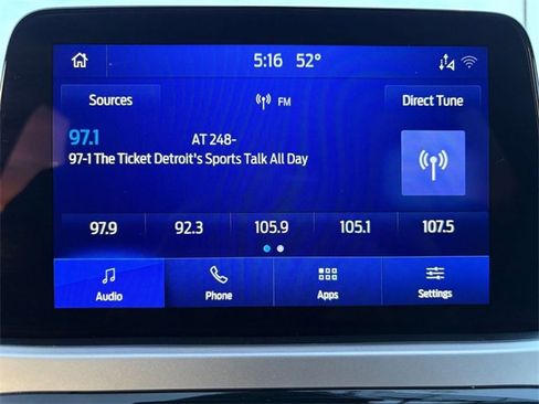 Used 2020 Ford Escape SE image 19