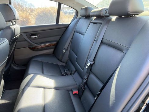 Used 2011 BMW 335i xDrive Sedan image 12