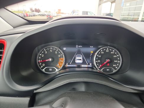 Used 2023 Jeep Renegade Trailhawk image 17