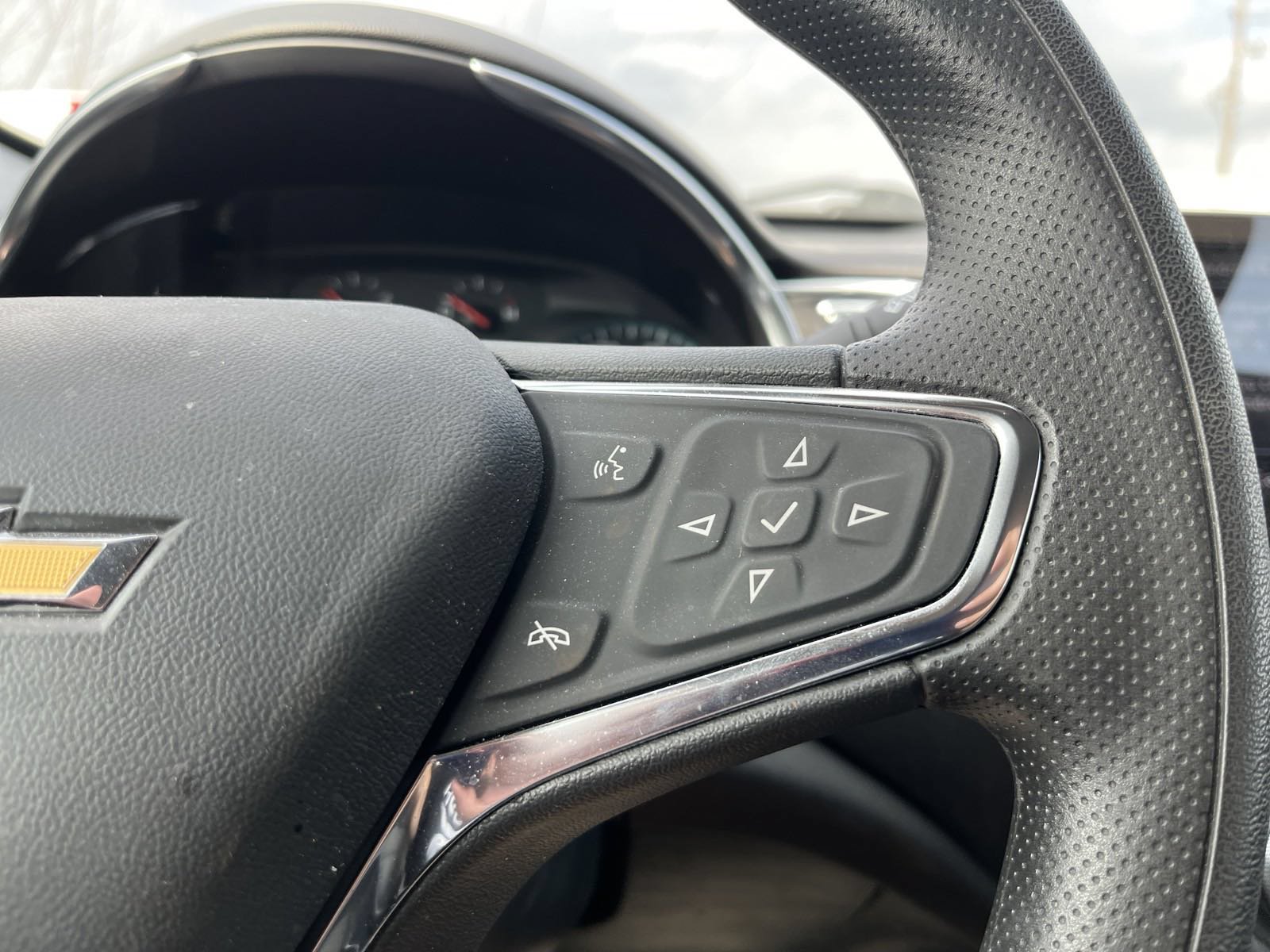 Used 2021 Chevrolet Malibu LT FWD image 12
