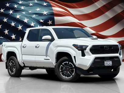 Used 2025 Toyota Tacoma TRD Sport