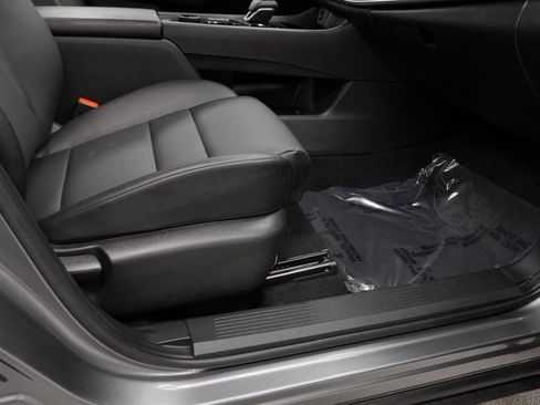 Used 2024 Nissan Rogue SV w/ SV Premium Package image 50