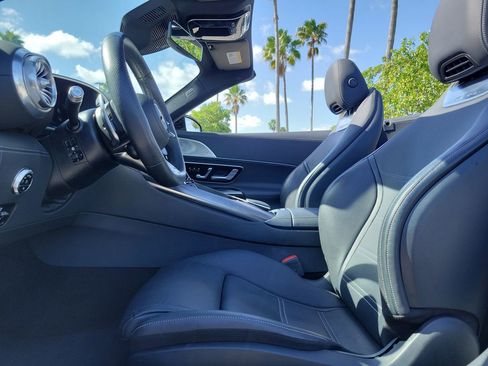 Certified 2022 Mercedes-Benz SL 55 AMG 4MATIC image 21