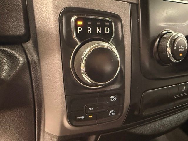 Used 2017 RAM 1500 Express AWD/4WD image 14