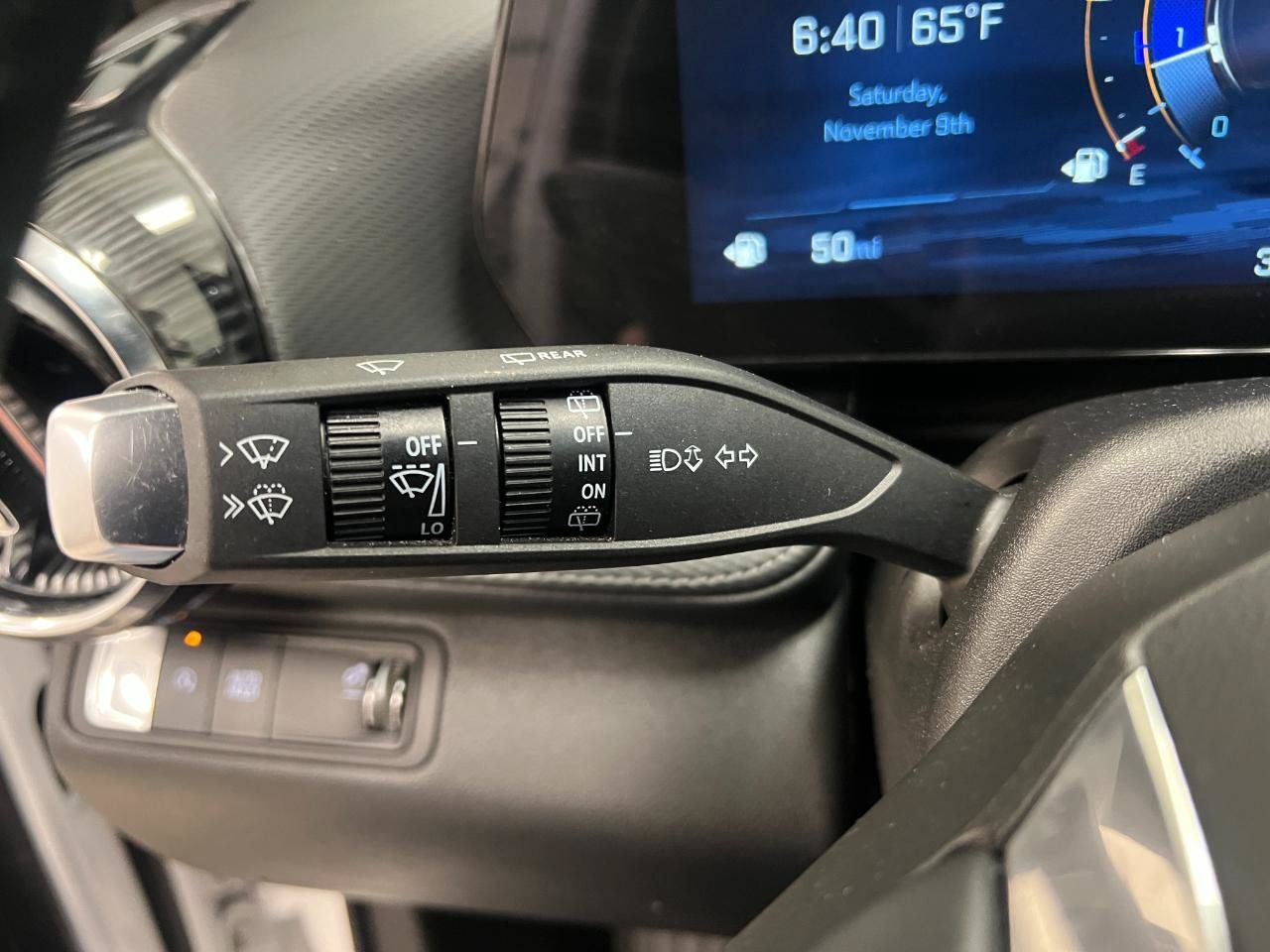 Used 2025 Chevrolet Equinox LT FWD image 49