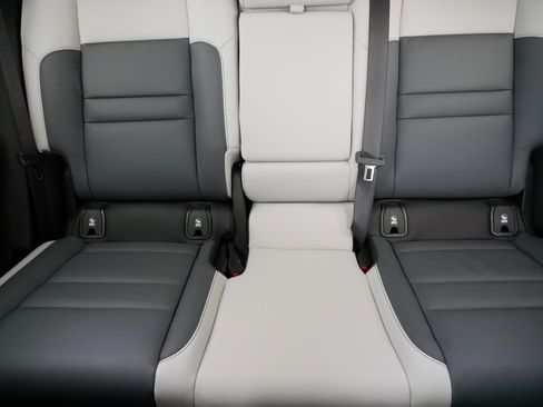 Used 2025 Honda Prologue Touring image 13