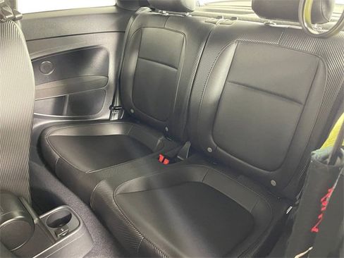 Used 2018 Volkswagen Beetle 2.0T S image 17