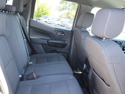 Used 2024 GMC Canyon Elevation w/ Convenience Package AWD/4WD image 16