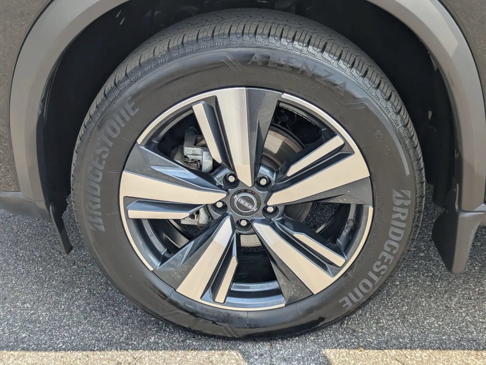 Certified 2023 Nissan Rogue SL w/ SL Premium Package FWD image 11