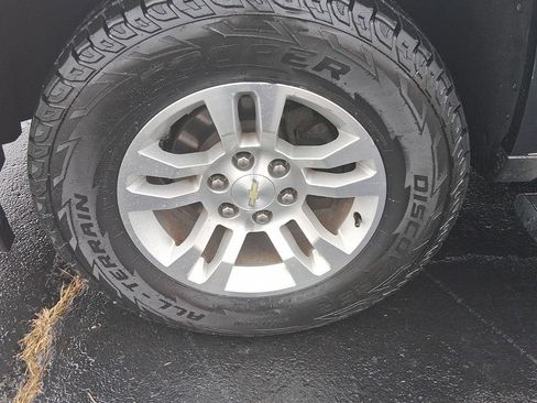 Used 2017 Chevrolet Silverado 1500 LT w/ All Star Edition image 9