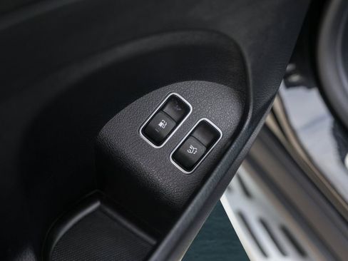 Used 2024 Mercedes-Benz GLE 450e GLE 450e image 29