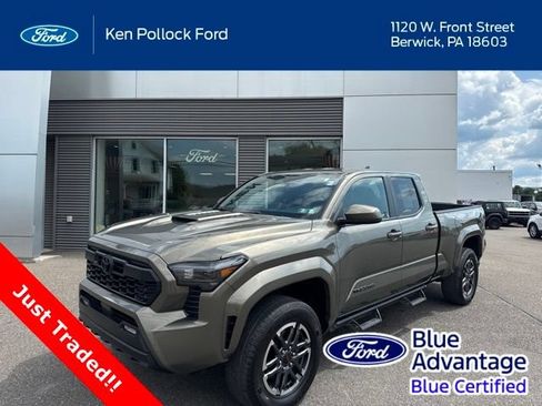 Used 2024 Toyota Tacoma TRD Sport AWD/4WD image 1