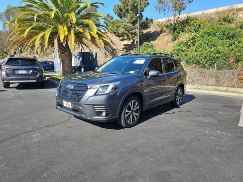 Used 2024 Subaru Forester Limited AWD/4WD image 3