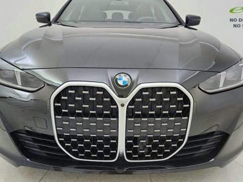 Used 2026 BMW 430i w/ Premium Package RWD image 9