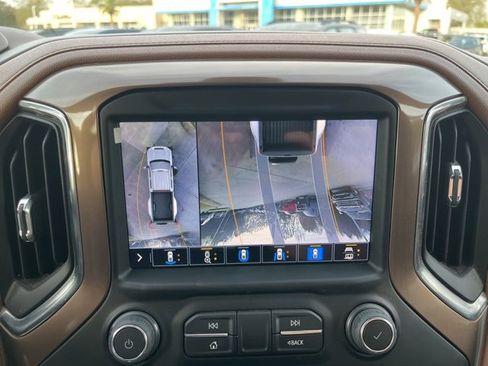 Used 2022 Chevrolet Silverado 3500 High Country image 27